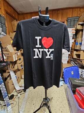 (282) I Love NY Officially Licensed Product Black T-Shirt Medium
